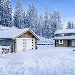 Scenic Cabin, 30 Mins From Airport *