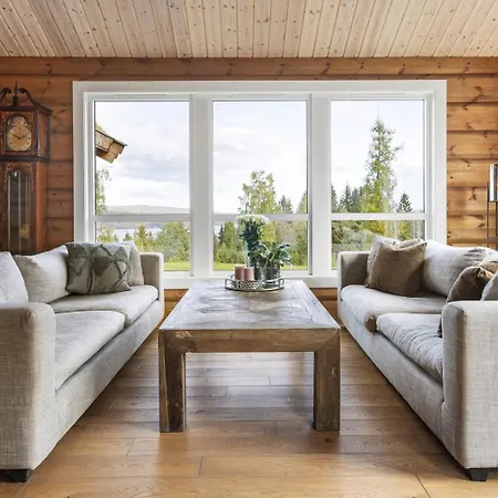 Scenic Cabin, 30 Mins From Airport * Hurdal
