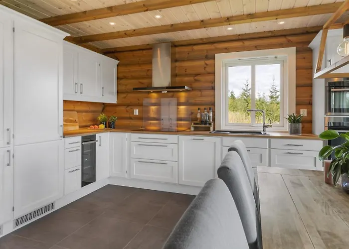Scenic Cabin, 30 Mins From Airport